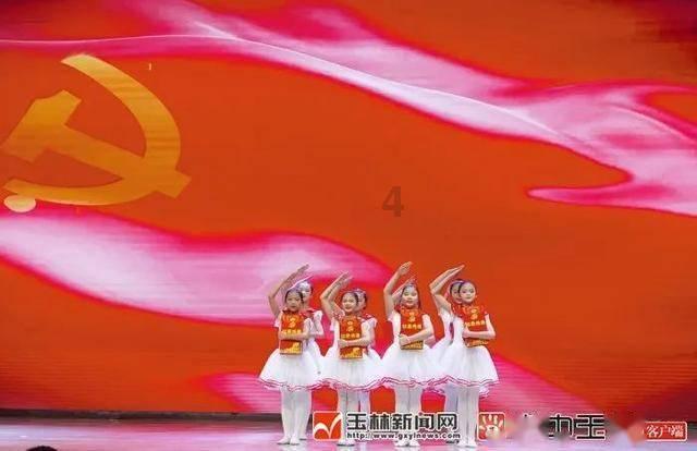 黄色小人推箱子